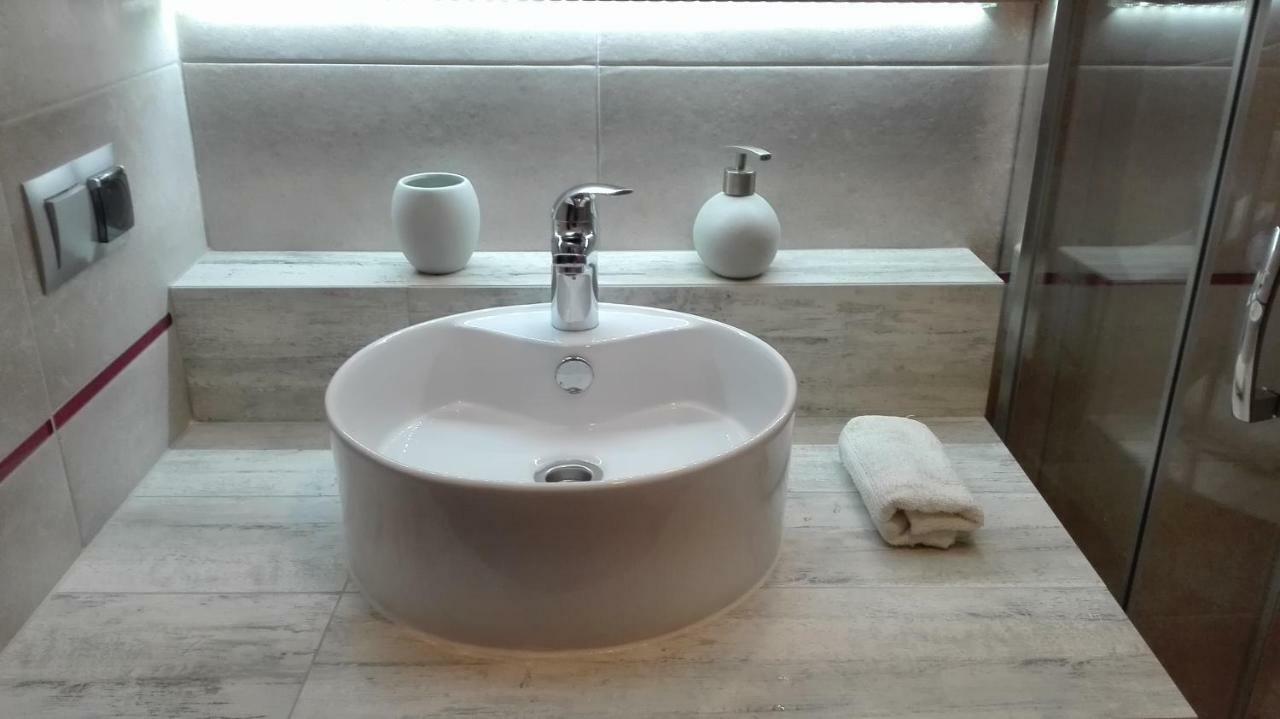 Apartament Lux Monika Rewal Z Tarasem I Garazem Екстериор снимка
